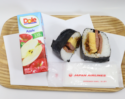 ポーク玉子おにぎり＆アップルジュース