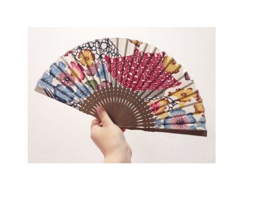 手染め紅型扇子~首里のまちなみ~