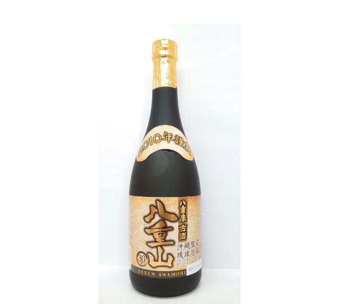 沖縄限定品!芳醇な香り立つ泡盛